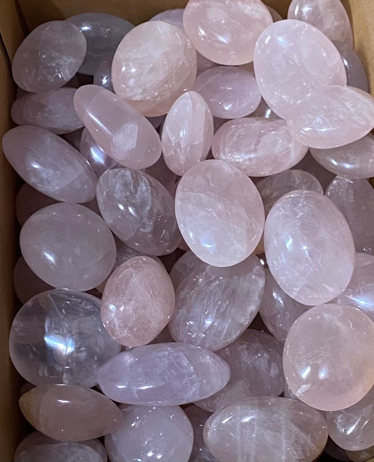 Quartz Rose Palm Stone