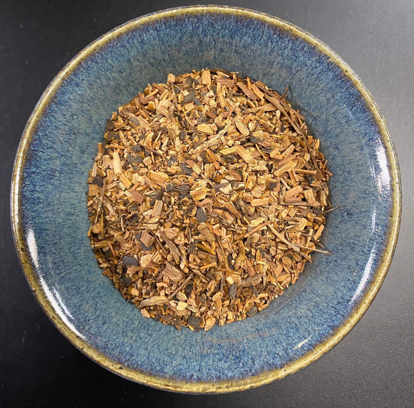 Sarsaparilla Root Indian Cut & Sifted brown