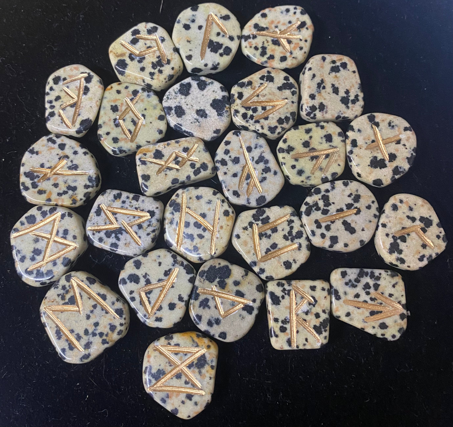 Rune Set Dalmatian Jasper
