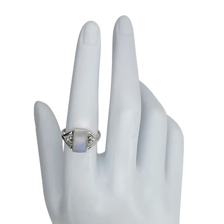 Ring Moonstone Rectangle 3 Silver Bead on a white background and hand