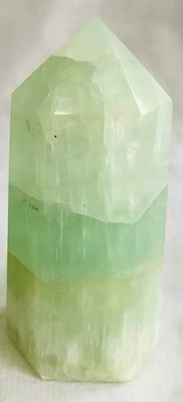 Green Calcite Tower 6 cm