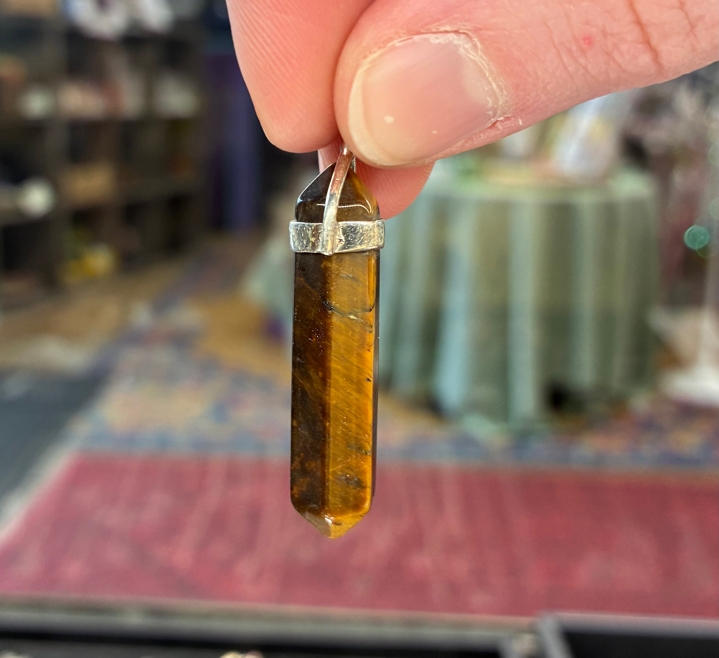 tiger eye yellow with silver
