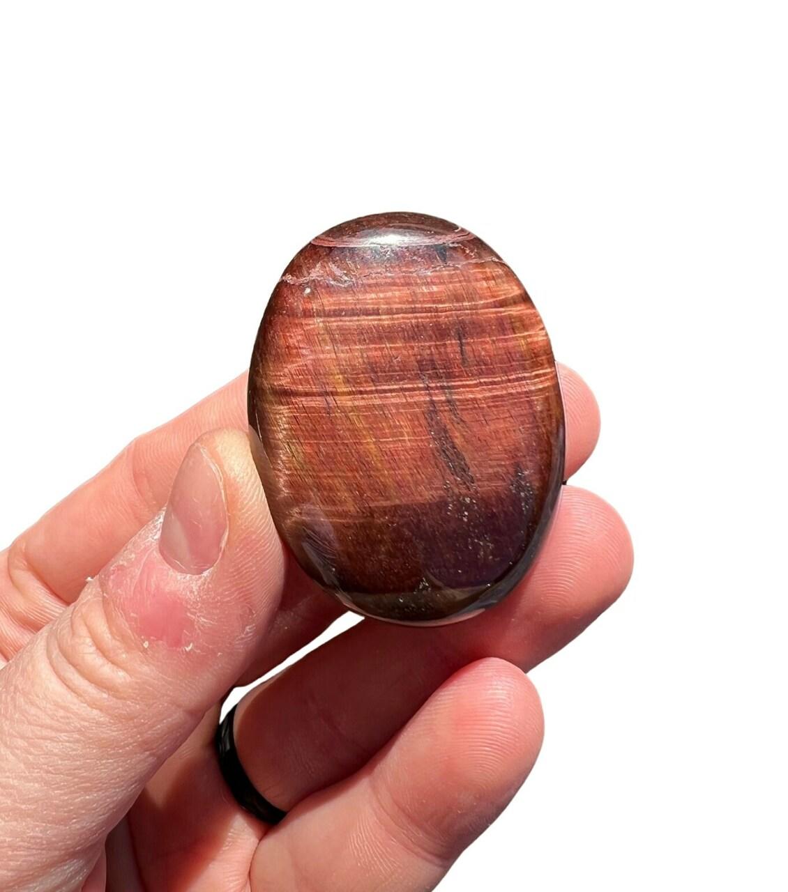 Tiger Eye Red Palm stone