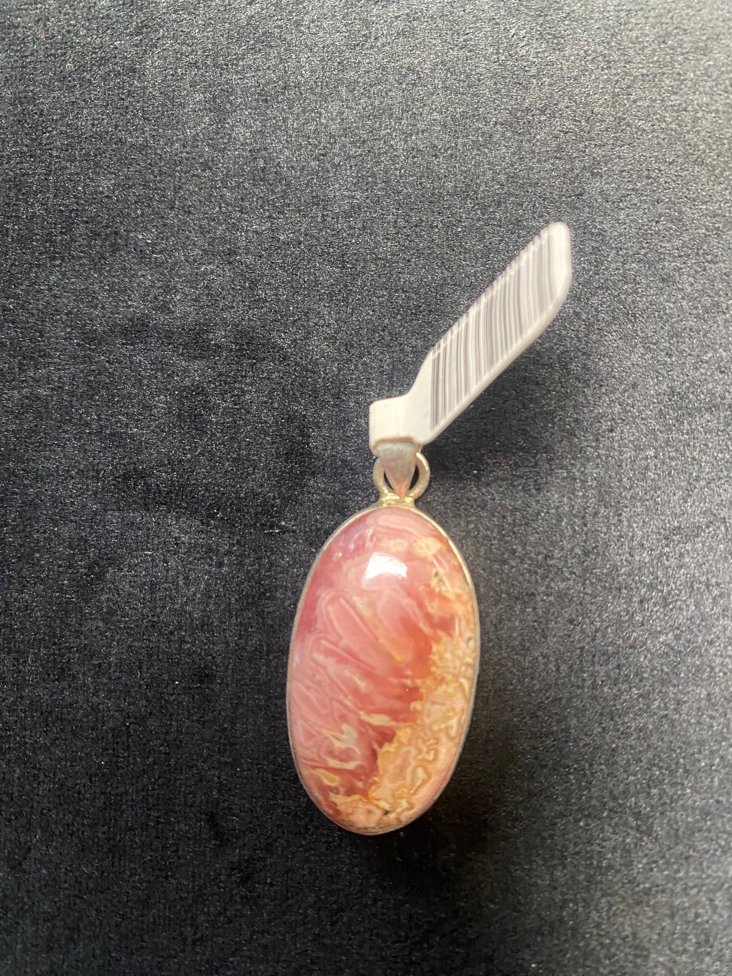 Pendant Rhodochrosite Oval