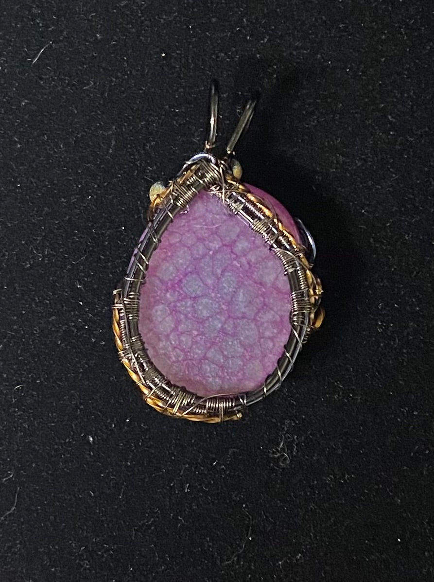 Pendant Dragon Scale Crackle Quartz Wrapped on a black background back