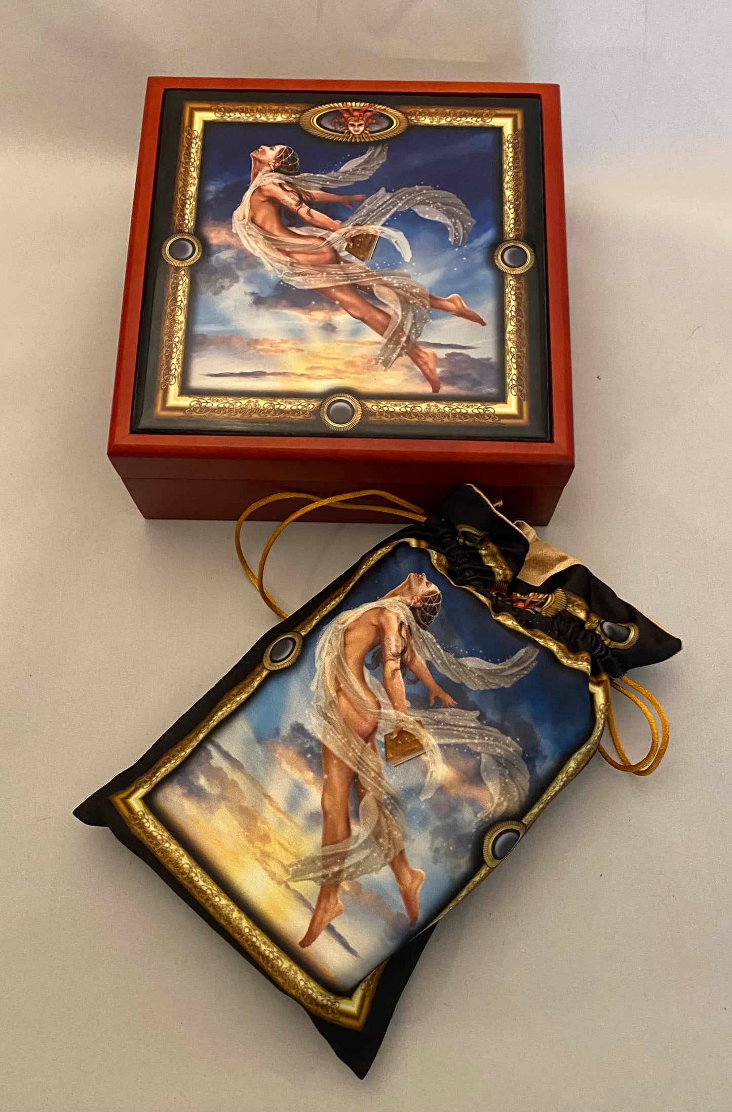 tarot bag and box