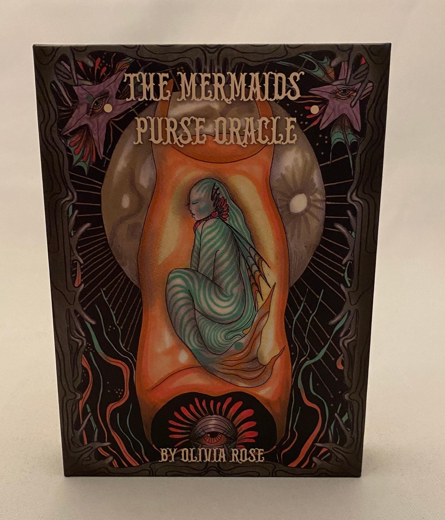 Book cover of 'The Mermaid's Purse Oracle' by Olivia Rose on a white background