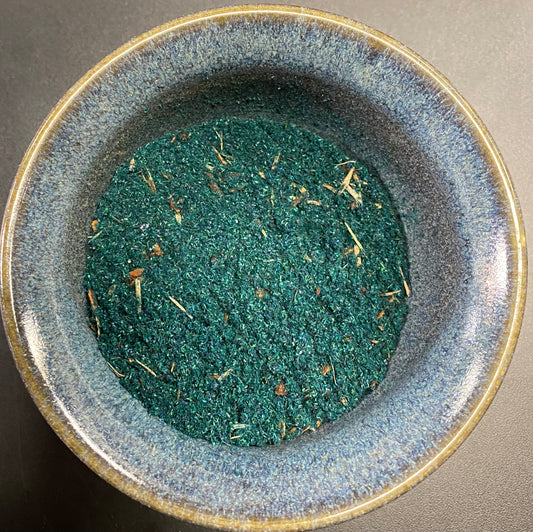 Gyhldeptis Incense turquoise powder with herbal bits in