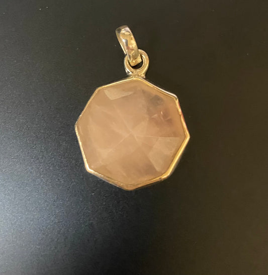 Pendant Rose Quartz Faceted