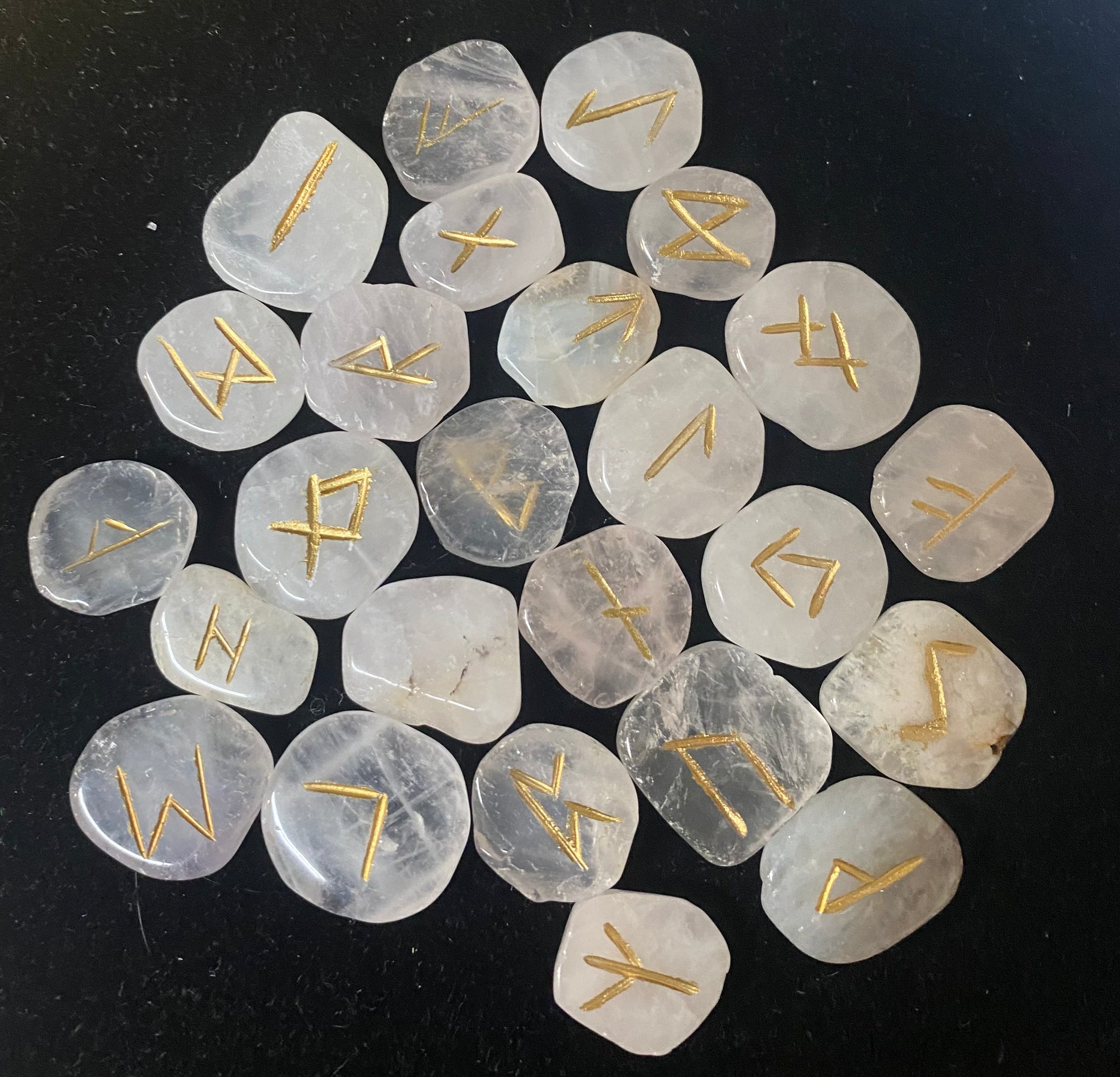 Rune Set Rose Quartz