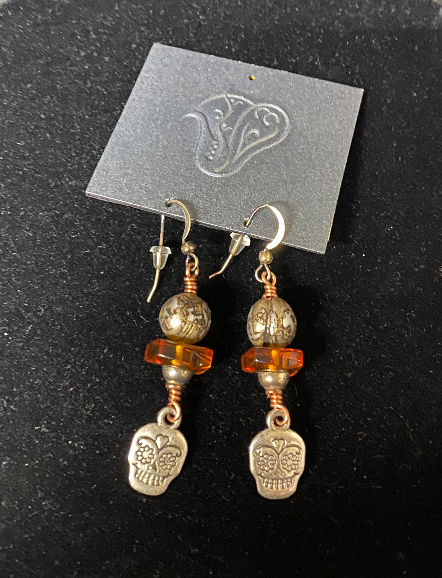 Earrings Amber Skulls