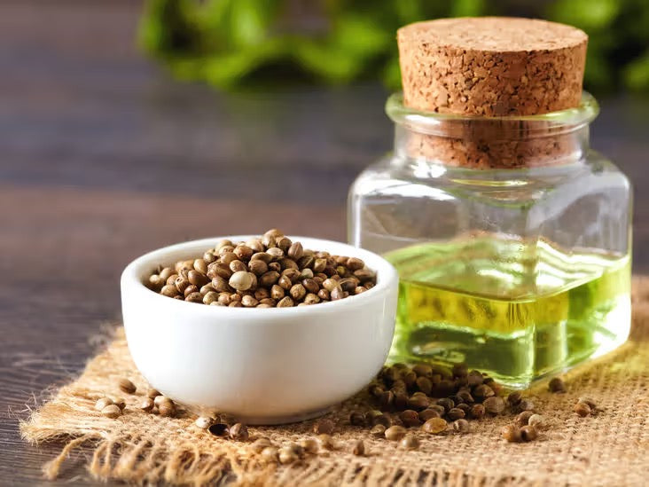 Hemp Seed Oil and seeds
