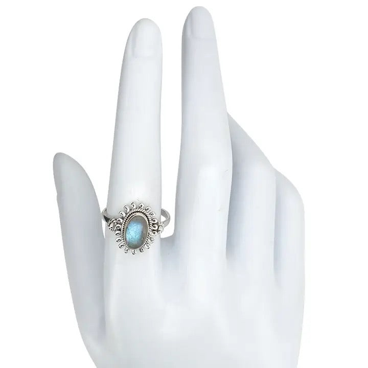 Ring Labradorite Oval Star Silver on a white hand