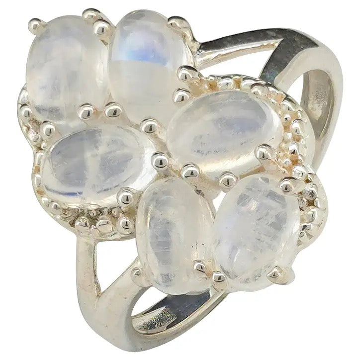 Ring Moonstone Cluster silver on white background