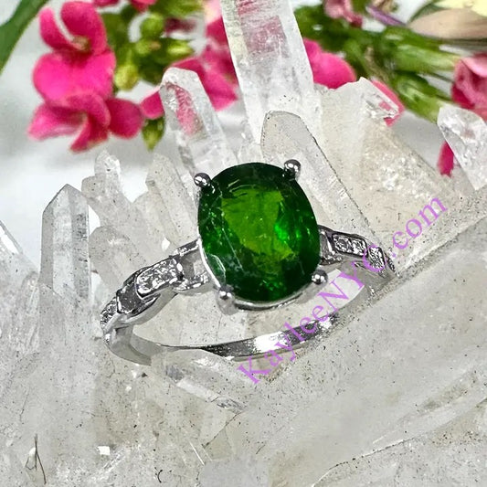 Ring Diopside Faceted