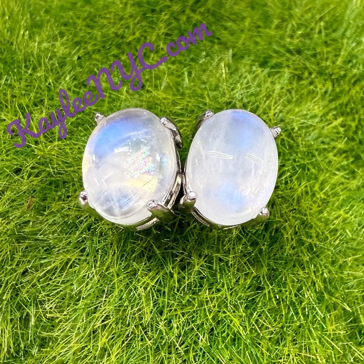 Earring Moonstone Stud