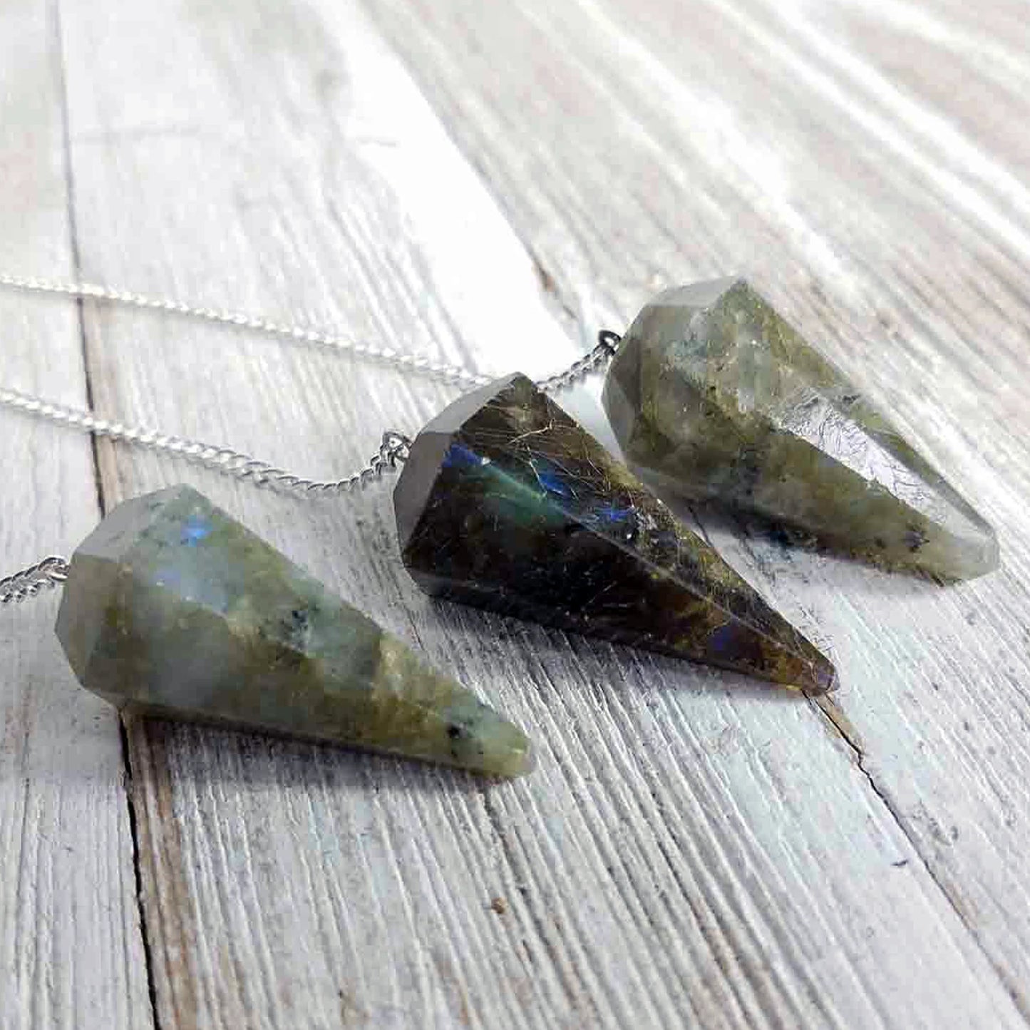 Pendulum Labradorite