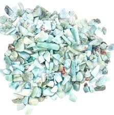 Blue and white smooth tumbled stone chips